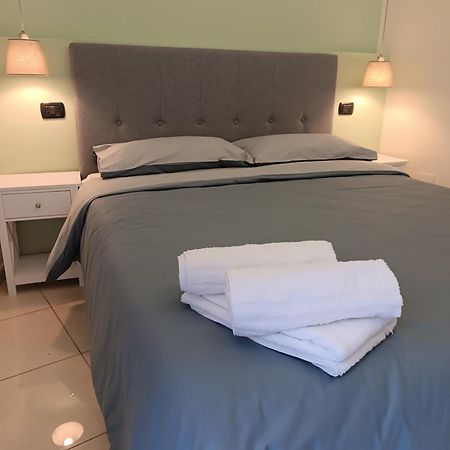 Residenza Geri - Suite And Home Napoli Centro Екстер'єр фото