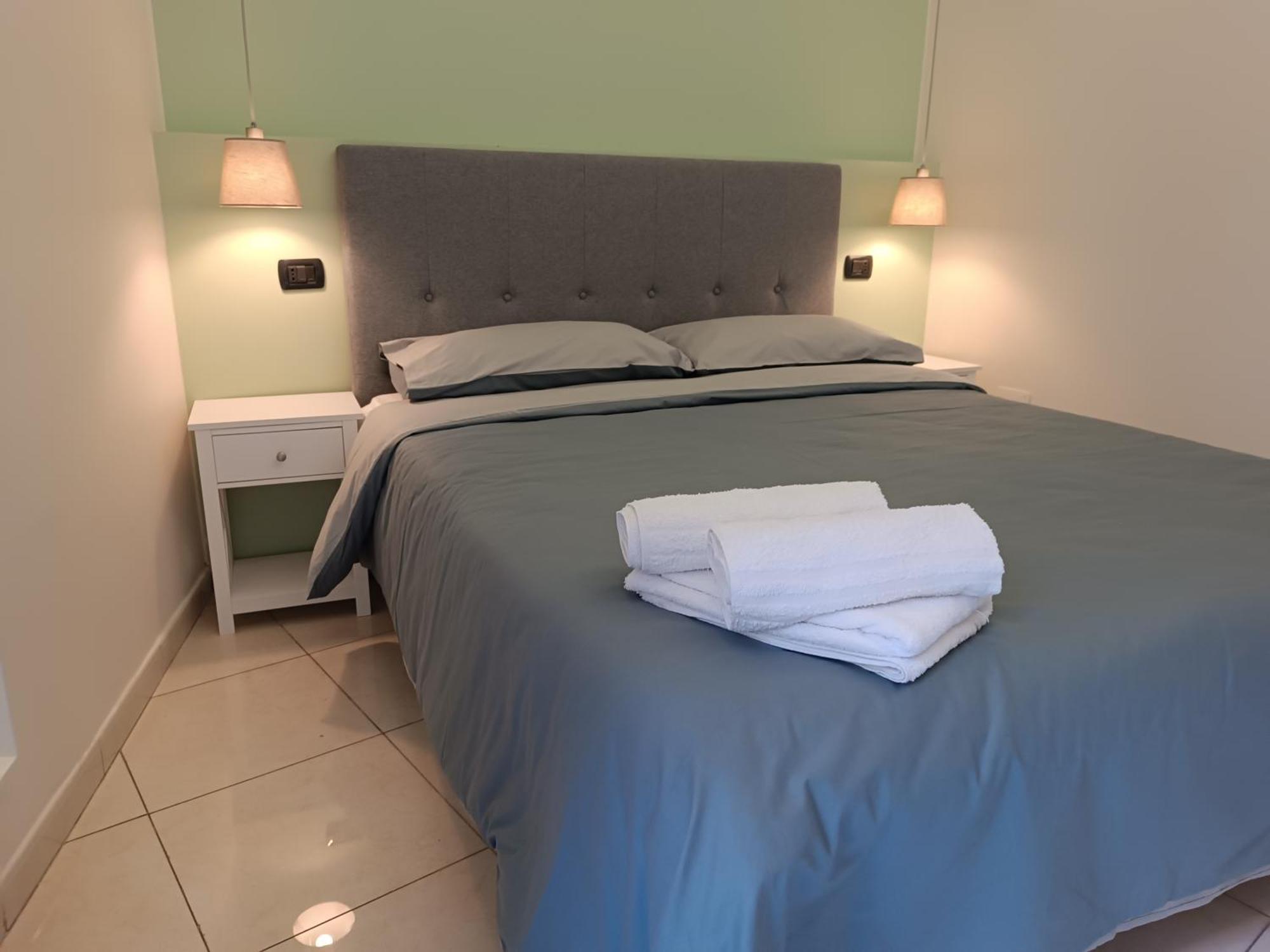 Residenza Geri - Suite And Home Napoli Centro Екстер'єр фото
