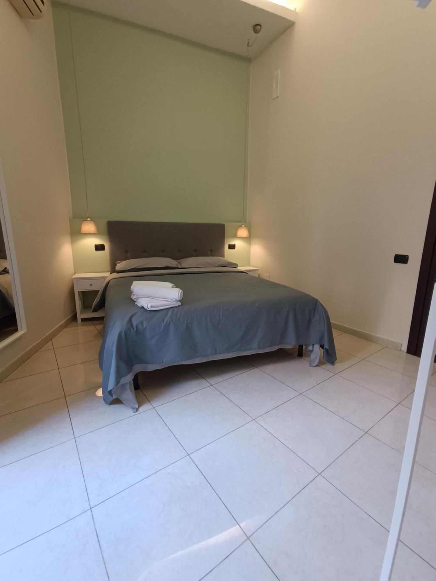 Residenza Geri - Suite And Home Napoli Centro Екстер'єр фото